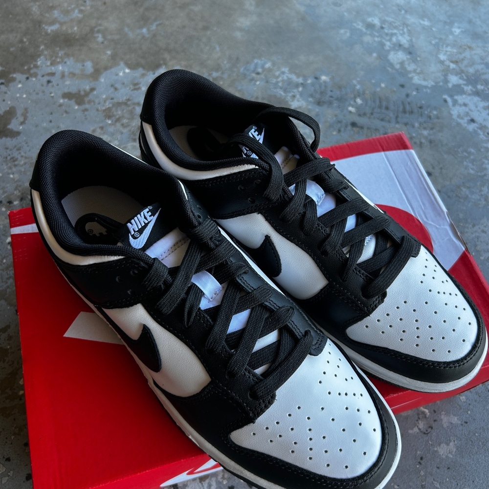 Nike Men's Black and White Sneakers pandas dunks